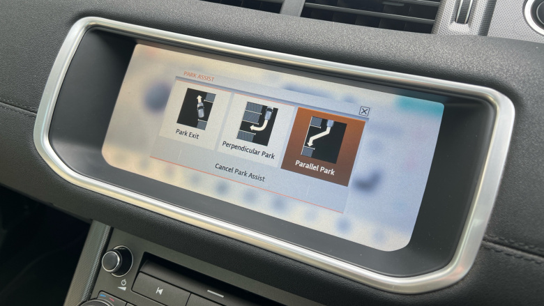 Land Rover Range Rover Evoque 2.0 Ingenium Si4 HSE Dynamic Lux 5dr Auto Petrol Hatchback